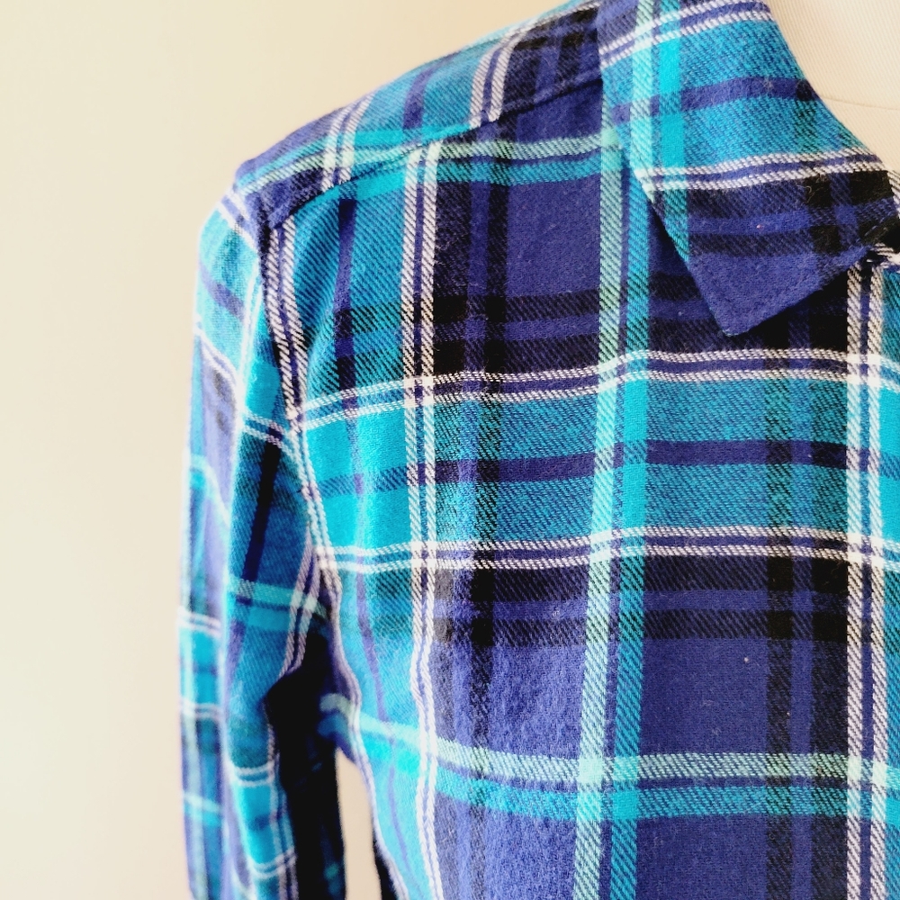 Woolrich Plaid Flannel Button Down Size Small - image 2